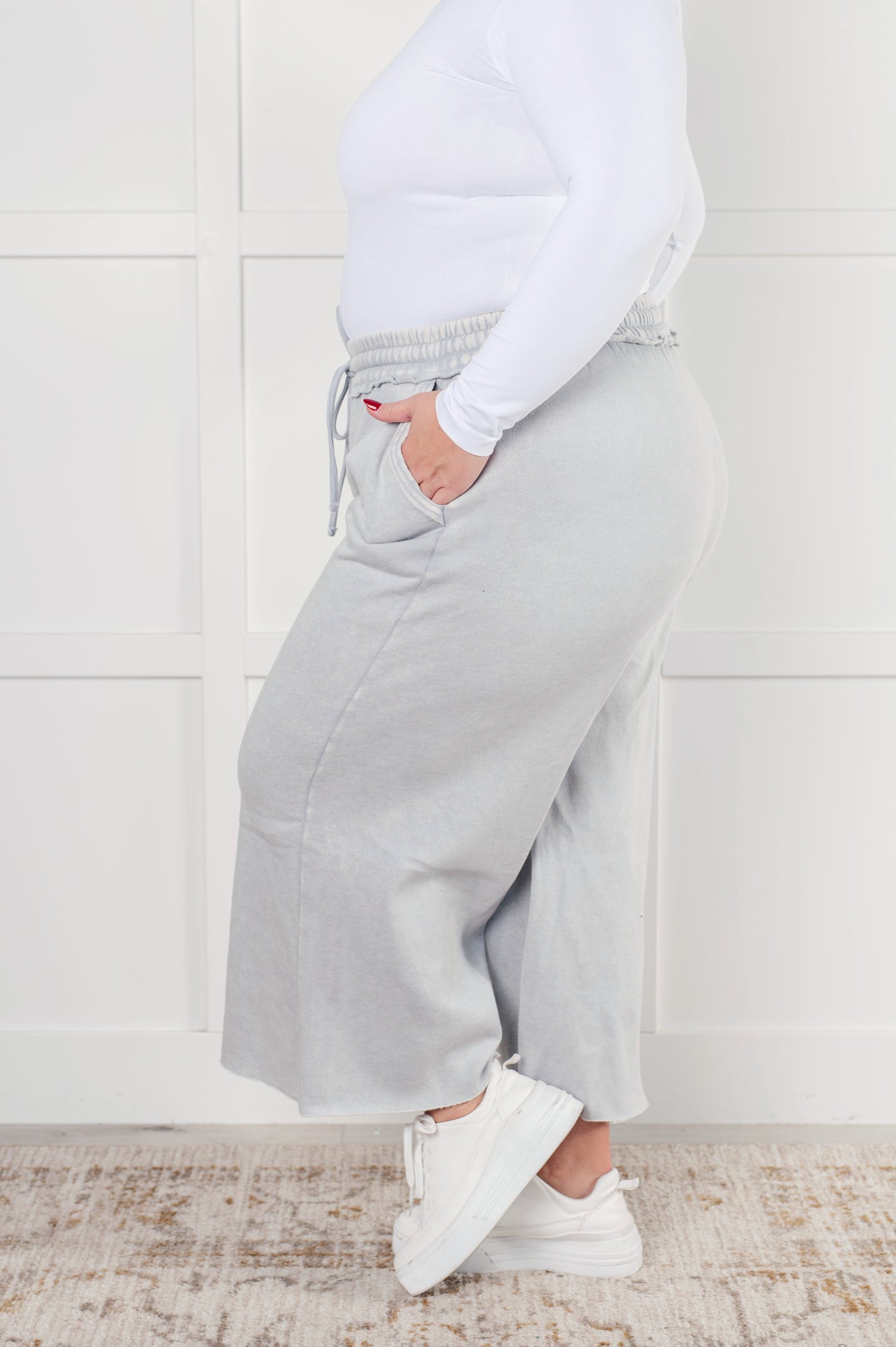 In or Out Wide Leg Cropped Pants in Light Grey