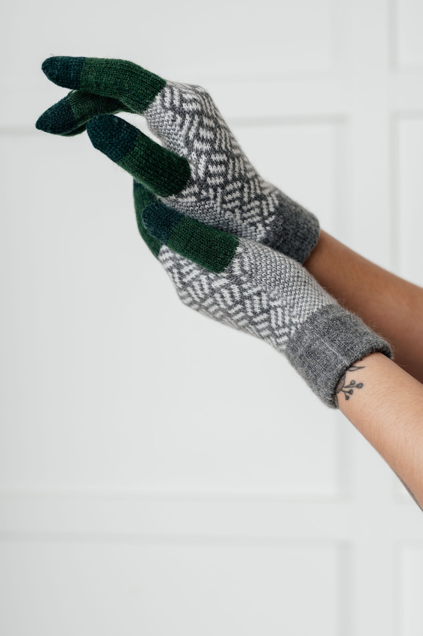 Touch and Go Patterned Glove Trio